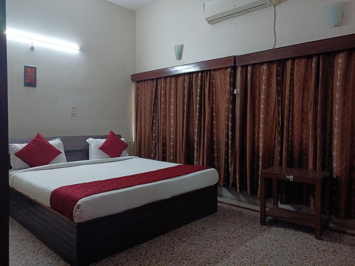 غاواهاتي Riverview Guest House المظهر الخارجي الصورة