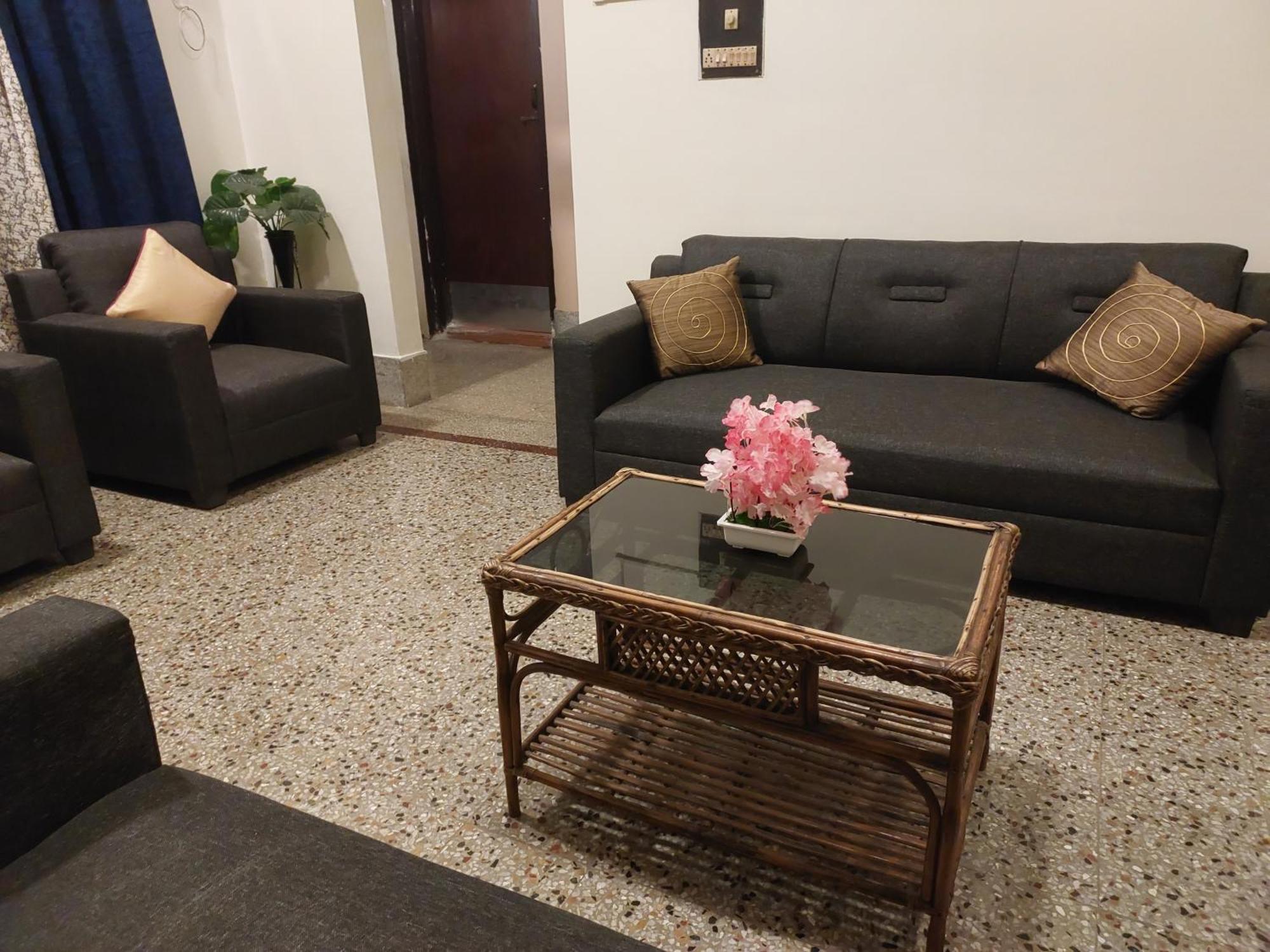 غاواهاتي Riverview Guest House المظهر الخارجي الصورة