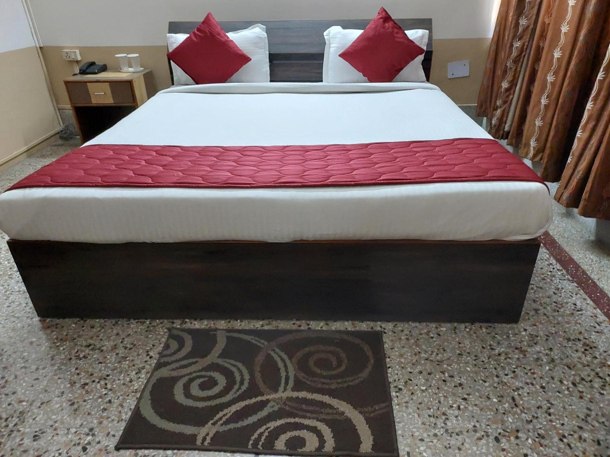 غاواهاتي Riverview Guest House المظهر الخارجي الصورة