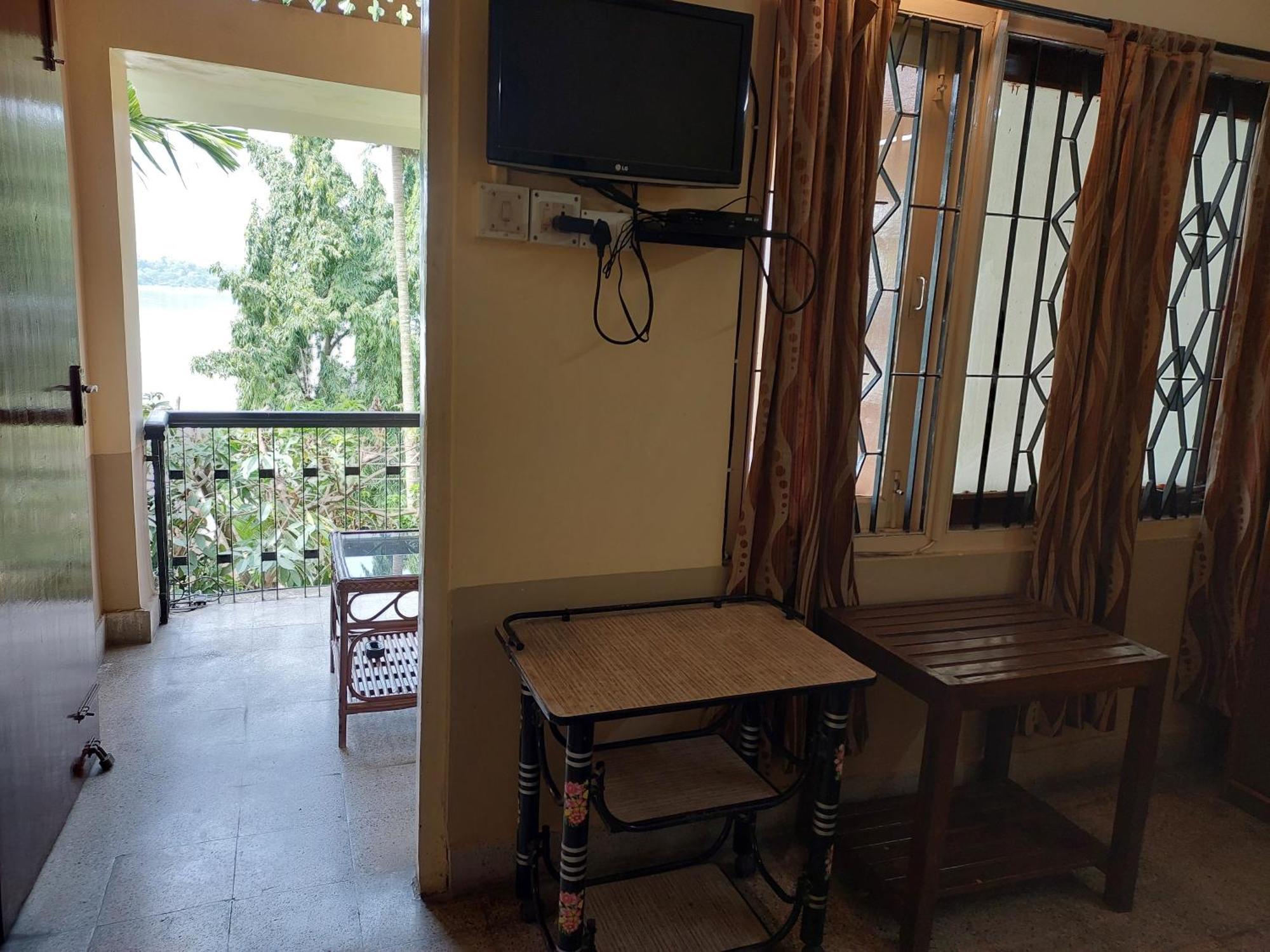 غاواهاتي Riverview Guest House المظهر الخارجي الصورة