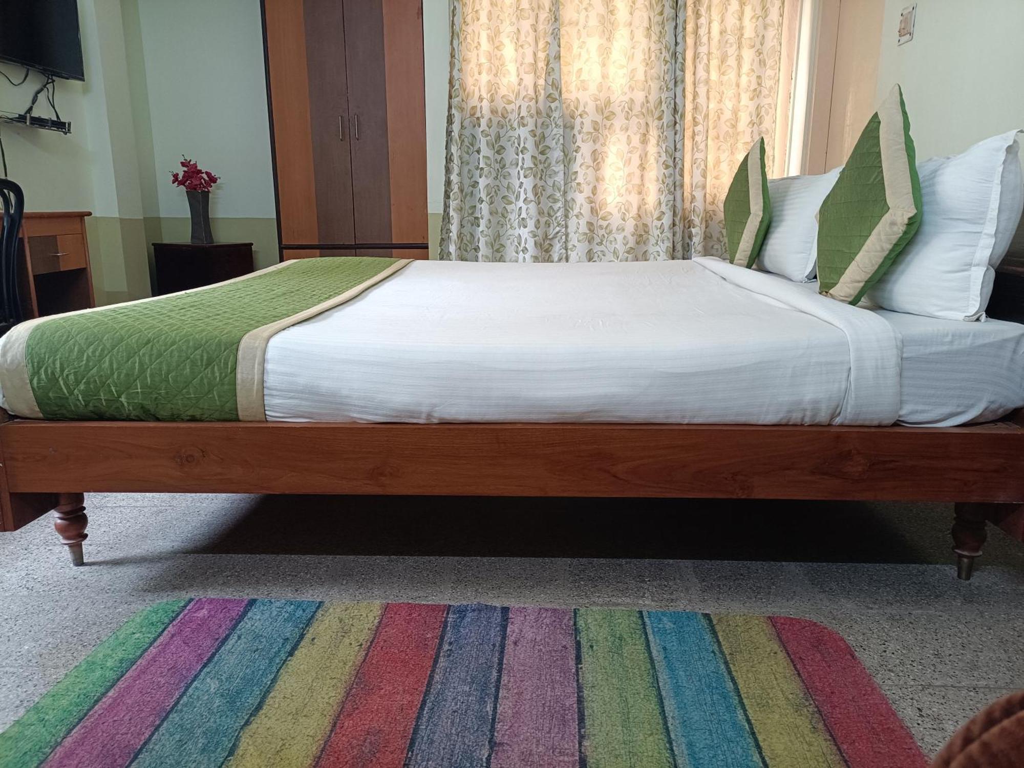 Riverview Guest House غاواهاتي المظهر الخارجي الصورة